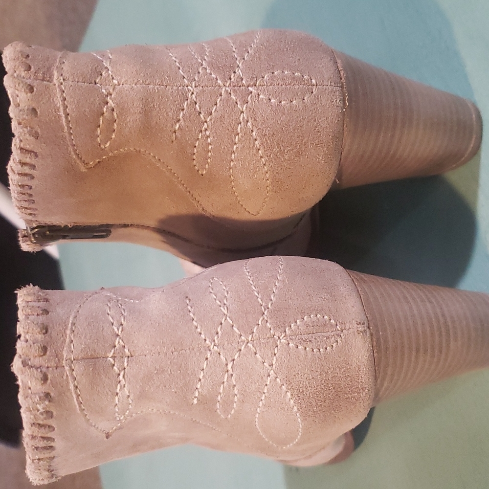 Ariat Unbridled Eva Bootie - Picture 3 of 8